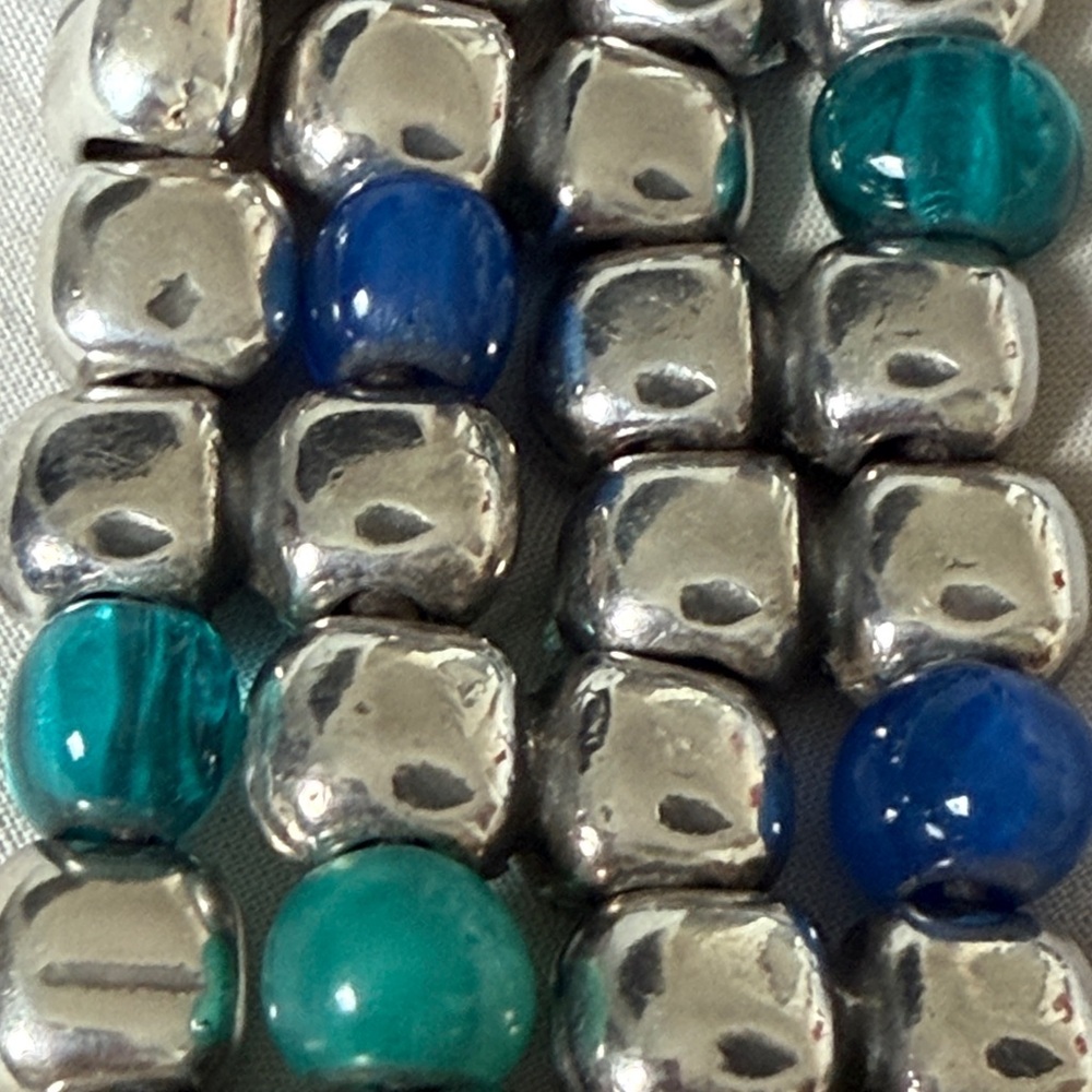 UNO de 50 Silver Beaded Bracelet with Blue and Green Accents and leather. - Picture 2 of 12